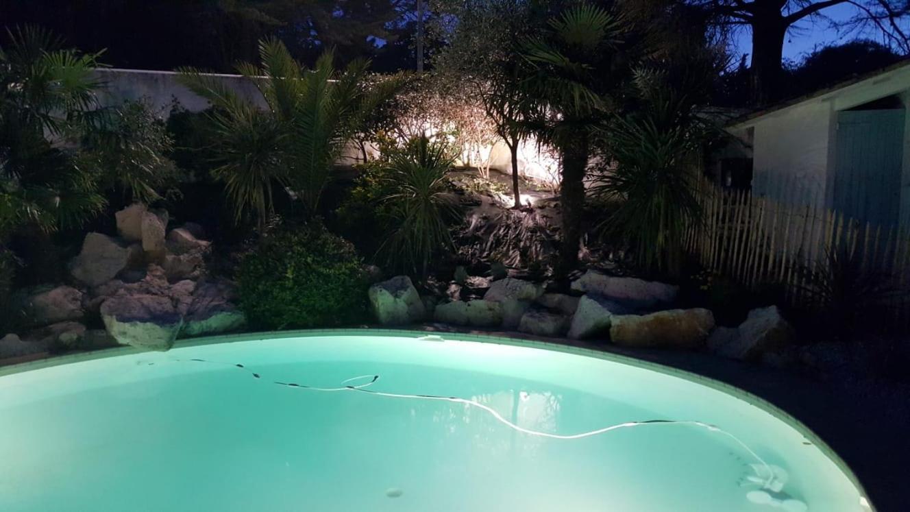 Tres Belle Villa Avec Piscine Le Bois-Plage-en-Ré Exteriör bild