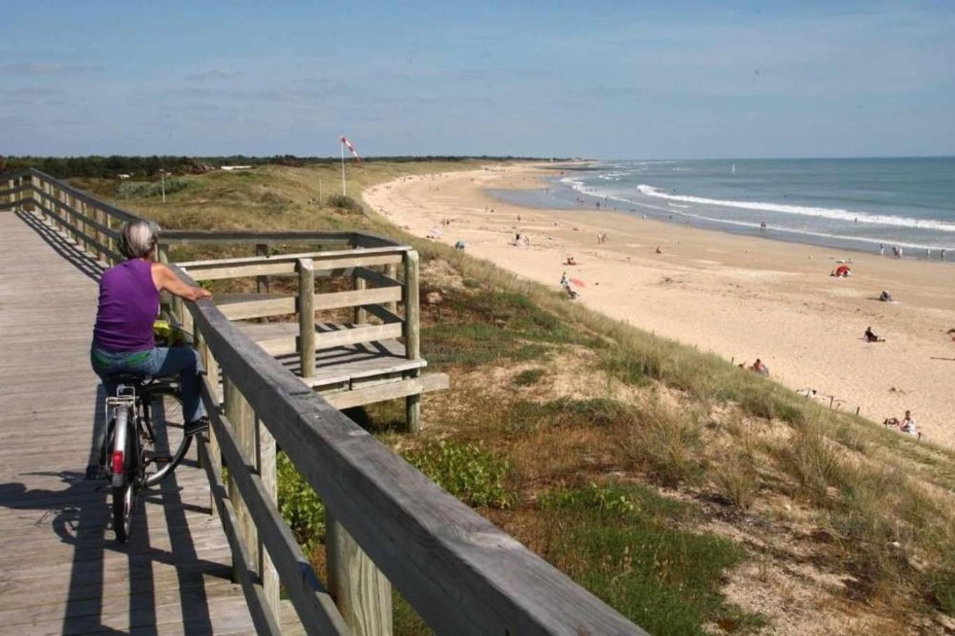Tres Belle Villa Avec Piscine Le Bois-Plage-en-Ré Exteriör bild